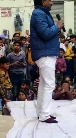 कल सकीट नगर के गौतम सिंह चेयरमैन ने गमा देवी मंदिर पर आकर गमा देवी मंदिर की शोभा बढ़ाई और लोगों ने भव्य स्वागत किया #लोनिया #चौहान #समाज के लोग #उनके #आभारी #रहेंगे अपना अपना #बृजेश कुमार #लोनिया #चौहान #युवा #जुझारू समाज सेवक मजरा जात सकीट