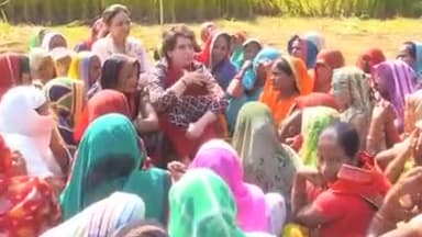 #सुप्रभातUP
#लड़की_हूँ_लड़_सकती_हूँ
#आपकी_प्रियंका_आपके_साथ ..