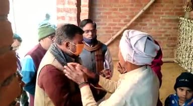 ‘पूरी हुई हर आस, घर-घर हुआ विकास’
आज #लाभार्थी_संपर्क_अभियान के अन्तर्गत विधानसभा के गांवों में जाकर सरकार की योजनाओ से लाभान्वित भाइयों को सम्मानित कर संपर्क किया।
#जनता_कह_रही_है
#भाजपा_आ_रही_है
