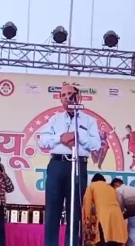 कवि रामकिशोर श्रीवास्तव की कुछ पंक्तियाँ @journalistashish #kishore