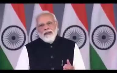 सारा ज्ञान टेलीप्रॉम्पटर से लेते थे या कुछ आप के पास भी था।
#TeleprompterPM