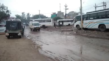 दांता में हल्की बारिश में हुए रोडवेज बस स्टैंड का हुआ बुरा हाल #dantaramgarh