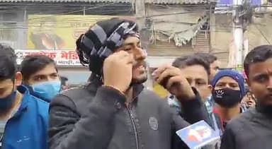 हर साल दो करोड़ रोजगार और बिहार में 19 लाख नौकरी के जुमले में आशु गैस के गोले और लाठी डंडे खाते है । #ntpc_scam #patna