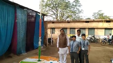 रायपुर: #happyrepublicday2022 
K G Convent School, SARAIPALI
