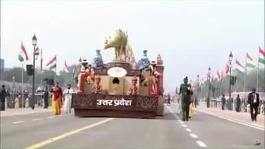 यूपी की झांकी में दिखा काशी-विश्वनाथ कॉरिडोर
#Republicday2022 #kashi #up #tableau
