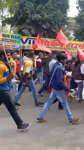 आरा स्टेशन रोड में बिहार बंदी कि रैली गुजरती
हुई। #ntpc #railwayexam #bihar #groupd #student_unity_zindabad #student