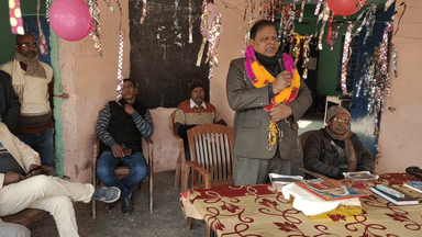 बसंती म वि तमौट परसा में #राधेश्याम सर का विदाई समारोह आयोजित किया गया ।