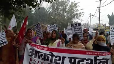 उचाना: स्कूलों को पूरी क्षमता से खुलवाने के लिए आक्रोश रैली। #coronabreaking
#lockdown2022 #education
#schoolreopen
#kys