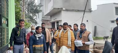 खलीलाबाद: #बीजेपी नेता अंकुर राज तिवारी ने #आशीर्वाद #अभियान के तहत क्षेत्र का #भ्रमण कर लोगों का लिया #आशीर्वाद मांगा समर्थन।