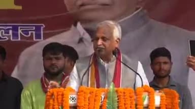 अगर आप चाहते है कि आपके बच्चे इज्जत सम्मान से जीए और उनको उनका हक़ अधिकार मिले तो आपको अपने वोट का सौदा करना बंद करना पड़ेगा
#JanAdhikarParty #BabuSinghKushwaha #UPElection2022 #Jap4India #Jap4UP
