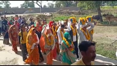 चार धाम को यात्रा कर लौटे यात्रियों का हुआ भव्य स्वागत। #Treditional #chaardhaam #यात्रा