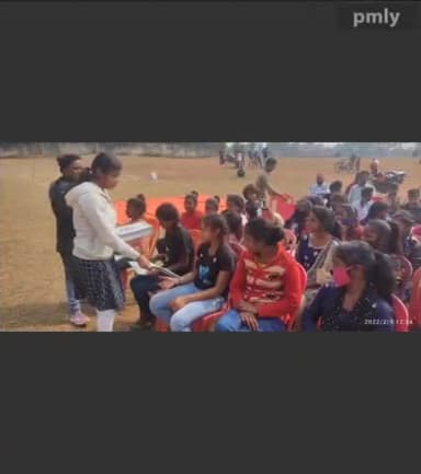 निड्स संस्था और युवा क्लब के द्वारा बुधवार को कन्वर्जन बैठक की गई#dhanjeet