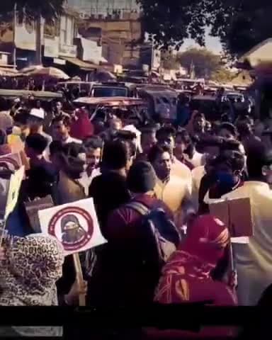 अररिया में हुआ #हिजाब के समर्थन में प्रदर्शन।
#HijabIsFundamentalRight
#HijabisOurRight #babulinayat