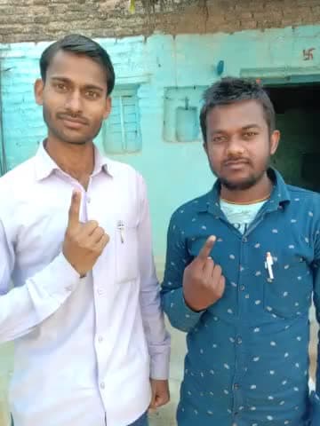 #मेरा_वोट #मेरी_आवाज
पहले मतदान किया, फिर जलपान किया
आप सभी लोकतंत्र के महापर्व में आहुति अवश्य दे
#राष्ट्र_सर्वोपरि @abvpvoice