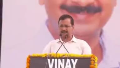 जब 100-100 मील तक कोई भ्रष्टाचार करता है तो माँ कहती है "बेटा सो जा वरना केजरीवाल आ जाएगा।"😀
#UPMeinKejriwal