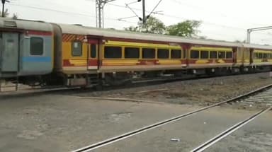 निवाड़ी: निवाड़ी में रेलगाड़ियों के स्टॉपेज को लेकर विधायक अनिल जैन ने भारत सरकार के रेल मंत्री को लिखा पत्र
#रेल्वे