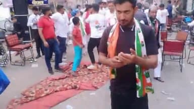 वक़्त है परिवर्तन का कांग्रेस को समर्थन का***मंज़िलें क्या हैं रास्ता क्या है
हौसला हो तो फ़ासला क्या चलते रहो मंजिल करीब है
#लड़की_हूँ_लड़_सकती_हूँ 👊🏻….