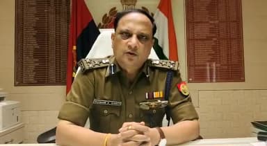 #DIG/ #SSP_आगरा द्वारा मंडी समिति के समक्ष बैठे कार्यकर्ताओं के संबंध में दी गई बाइट..
@agrapolice393