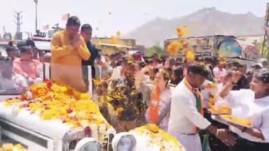 बीजेपी प्रदेश अध्यक्ष डॉ सतीश पूनिया का जालौर आगमन पर भव्य स्वागत किया गया।#जालौर #आहोर #सांचौर