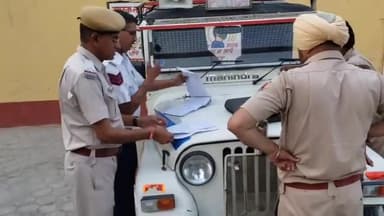 करणपुर: #श्रीकरणपुर पुलिस ने बाजार मे सड़क पर सामान रखने वाले दुकानदारों , रेहड़ी ठेले व एमवी एक्ट के सहित 14 चालान काटे