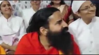 तेल के दाम बढ़ने पर बाबा रामदेव सवाल पूछने पर भड़के.पत्रकार चुप रहने को बोला.
#भीम_आर्मी_प्रयागराज
#जय_भीम_साथियों