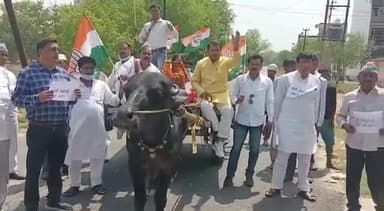 हापुड़ में महंगाई को लेकर कांग्रेस जनों का हल्ला बोल.
#हापुड़_कांग्रेस
#नरेश_कुमार_भाटी