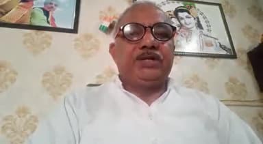 बाबा का बुलडोजर चल रहा है अच्छी बात है अवैध कब्जे हटाए जा रहे हैं ये भी अच्छी बात है लेकिन जब चले तब कॉलोनियां काटी जा रही हो ताकि #गरीब किसान या गरीब मजदूर उसमें नाम #फंसे #bku_lokshakti चाहतीं हैं कि जब अवैध कब्जे किए जाएं तभी उन पर तुरं