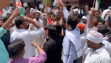 सीधी- बेरोजगारी, आर्मी भर्ती, पुलिस भर्ती, व्यापम महंगाई एवं कोरोना के दौरान संविदा पर रखे डॉक्टर और नर्सों को बिना कारण हटाए जाने के खिलाफ युवा कांग्रेस का हल्ला बोल🙏 #vyapam
