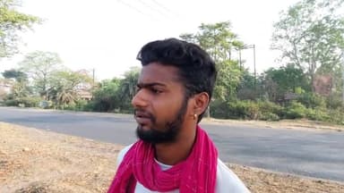 गोविंदपुर: ब्लॉक के पास प्याज से लदी पिकअप हुई दुर्घटनाग्रस्त, चालक की सूझबूझ से टली बड़ी घटना #सड़क_हादसा