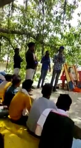 डुमराव:- डुमरांव में #बाबा_साहेब की प्रतिमा खंडित पर क्या बोल दिया मंजीत ने