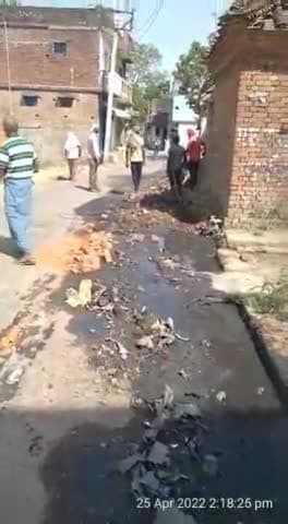 कैंपियरगंज: कंपेयर गंज क्षेत्र ग्राम सभा भरोहिया में ग्राम प्रधान सतीश कुमार द्वारा नाले का काम शुरुआत किया गया
#कैंपियरगंज