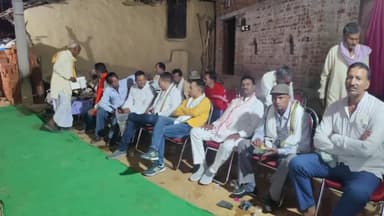 पिपरा प्रखंड अंतर्गत ग्राम पिपरा में बसंत सिंह जी के पुत्र के तिलक तथा दमवां में प्रमोद सिंह जी के पुत्री के शादी समारोह में उपस्थित होकर बधाई एवं शुभकामनाएं दी।
#stayblessedalways
#pipra
#husainabad
