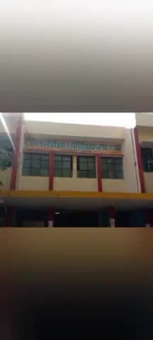 चरखारी:जिला शिक्षा एवं प्रशिक्षण संस्थान चरखारी के प्रांगण से डायट प्राचार्य श्री संतोष कुमार सक्सेना के मार्गदर्शन में #स्कूल_चलो_अभियान रैली निकाली गई विद्यालयो में बच्चों को प्रवेश हेतु एवं छात्रों को प्रतिदिन स्कूल जाने के लिए जागरूक