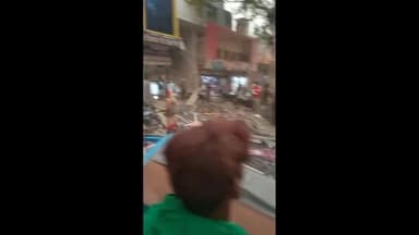 टूंडला: टूंडला बस स्टैंड क पास तेज तूफ़ान आने से
एक नई बिल्डिंग का सैटरिंग गिरा #tundla
#toofan #aajtak @gautamgambhir