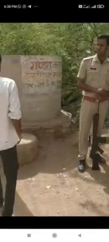 रींझवाश गांव में पोलिस का डंडा महिलाओं पर चला ,,एक विधावा महिला को किया गया परेशान
#writer_bhagwatsingh_naruka