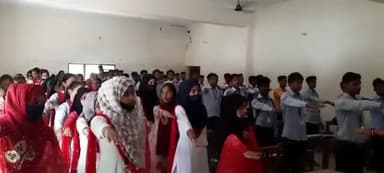 #डीपी महाविद्यालय में सभी ने संकल्प लिया कि हम सभी यातायात के नियम का पालन करते हुए देश के प्रति अपने दायित्व निर्वहन..