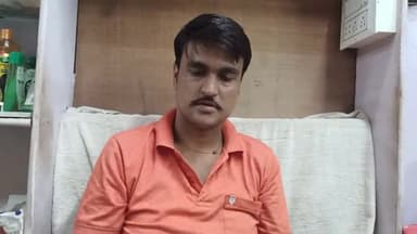 पोहरी: शास्त्रों के अनुसार वेश्यावृत्ति पेशा नहीं है लेकिन सुप्रीम कोर्ट की टिप्पणी का सम्मान है - कुलदीप, BJP नेता #वेश्यावृति