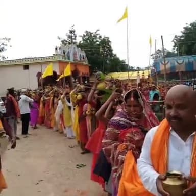देवघर: विराट महारुद्र यज्ञ को लेकर निकाली गई भव्य कलश शोभा यात्रा#तालझारी
