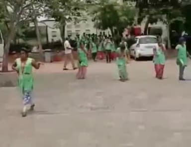 అచ్యుతాపురం: అచ్యుతాపురం ఎస్ఈజడ్ లో మరోసారి విష వాయువు లీక్... పరుగులు పెట్టిన సెక్యురిటీ సిబ్బంది... పిసిబీకి సమాచారం అందించిన బ్రాండిక్స్