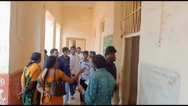 నూజివీడు: ఏలూరు జిల్లా నూజివీడు అస్తవ్యస్తంగా పదవ తరగతి ఫలితాలు విడుదల ఆందోళనలో విద్యార్థులు, తల్లిదండ్రులు