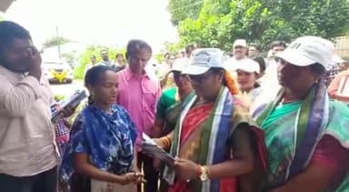 చింతపల్లి: మండలంలో గడప గడపకు మన ప్రభుత్వం కార్యక్రమానికి విశేష స్పందన