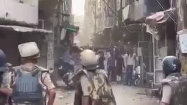 तेरा  मेरा रिश्ता क्य
 لآ اِلَهَ اِلّا اللّهُ مُحَمَّدٌ رَسُوُل اللّهِ ﷺ
#LabbaikYaRasoolAllah