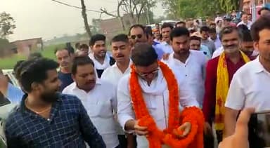 एक बेहतरीन लीडर की पहचान यही है जिसकी निगाहें हमेशा सितारों की ओर होंगी और उसके पैर हमेशा ज़मीन पर
#PKFanClub #JanSuraaj