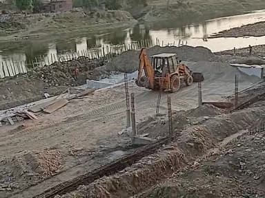 जौनपुर: बजरंग घाट जौनपुर में घाट का काम तेजी से होता हुआ #जौनपुर#jaunpur_news_live
