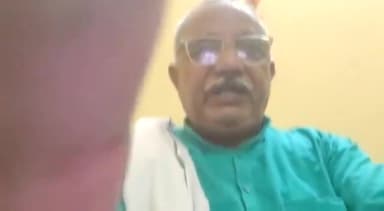 राजीव मलिक जी अगर आप पब्लिक के बीच में लाइव आ रहे हो तो आधी अधूरी बात मत बताओ सारी बातें सच-सच बताएँ
#bku_lokshakti 👇👇