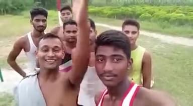 देश सेवा करना है चाहे 4 साल का हो या 10 साल का - बिहार के इन जुनूनी युवाओं की सुनिए : #agnivir #अग्निवीर #अग्निपथ