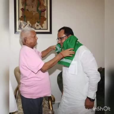 बिहार हित एवं श्री Tejashwi Yadav जी के कुशल नेतृत्व में राजद परिवार का बढ़ता कारवां..!
#जय_राजद