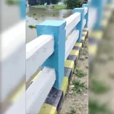 डंडखोरा: #कदवा प्रखंड क्षेत्र के @शिवगंज में महानंदा नदी का जलस्तर में हुई वृद्धि