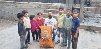 बन्नी घाटी के बन्नी माता मंदिर में बच्चों को सफाई के प्रति जागरूक करवाया व इसके बाद मंदिर परिसर के आसपास सफाई अभियान चलाया गया जिसमें सभी बच्चों ने अपना भरपूर योगदान दिया #ngo #chamba #bharmour #india