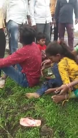 देवास: Barotha Mein accident hua agnatvas bike Chalak ko Gambhir chotai@@@##mahesh pawar